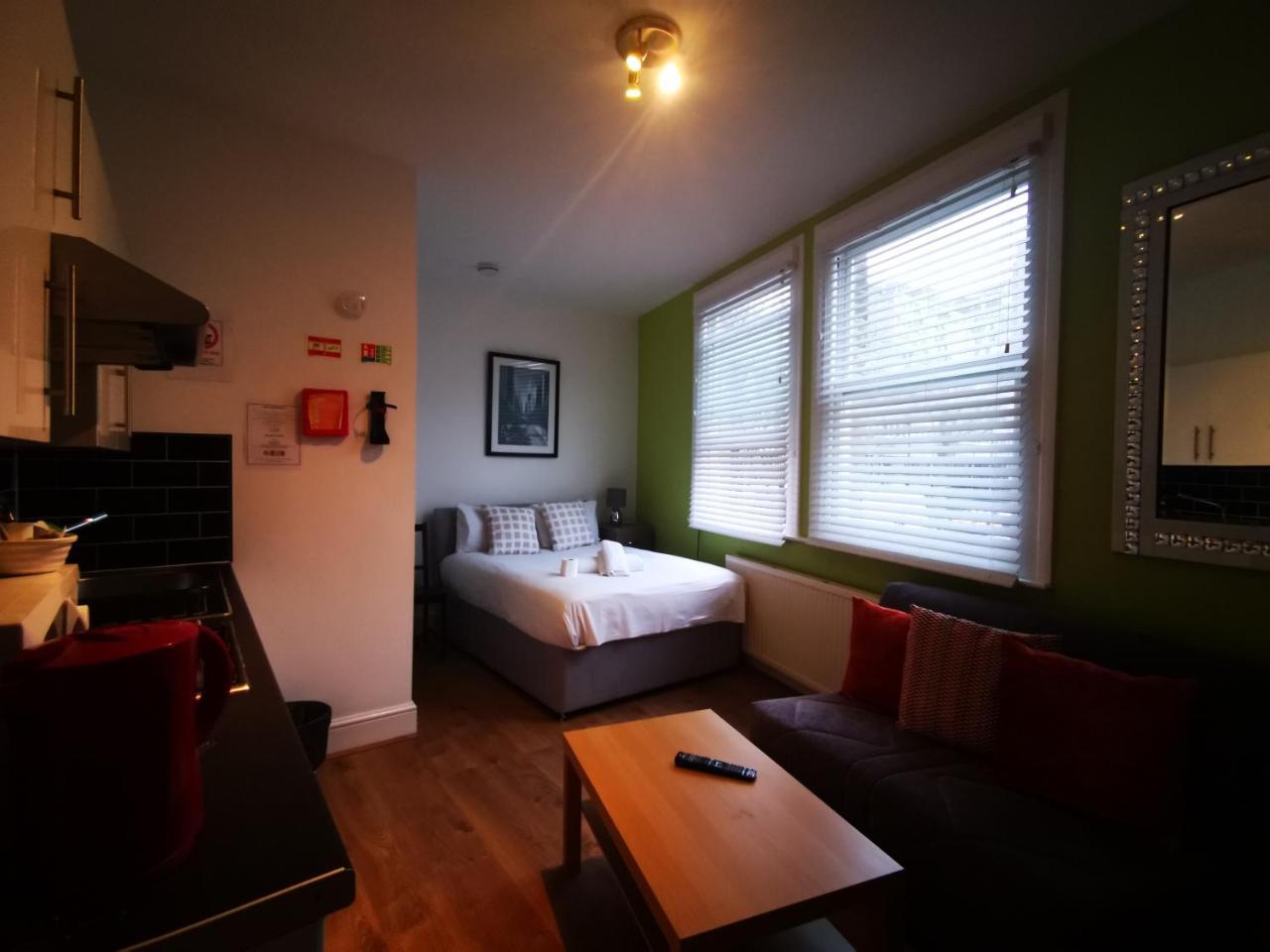 Capital Host- Apartments Euston Londres Extérieur photo